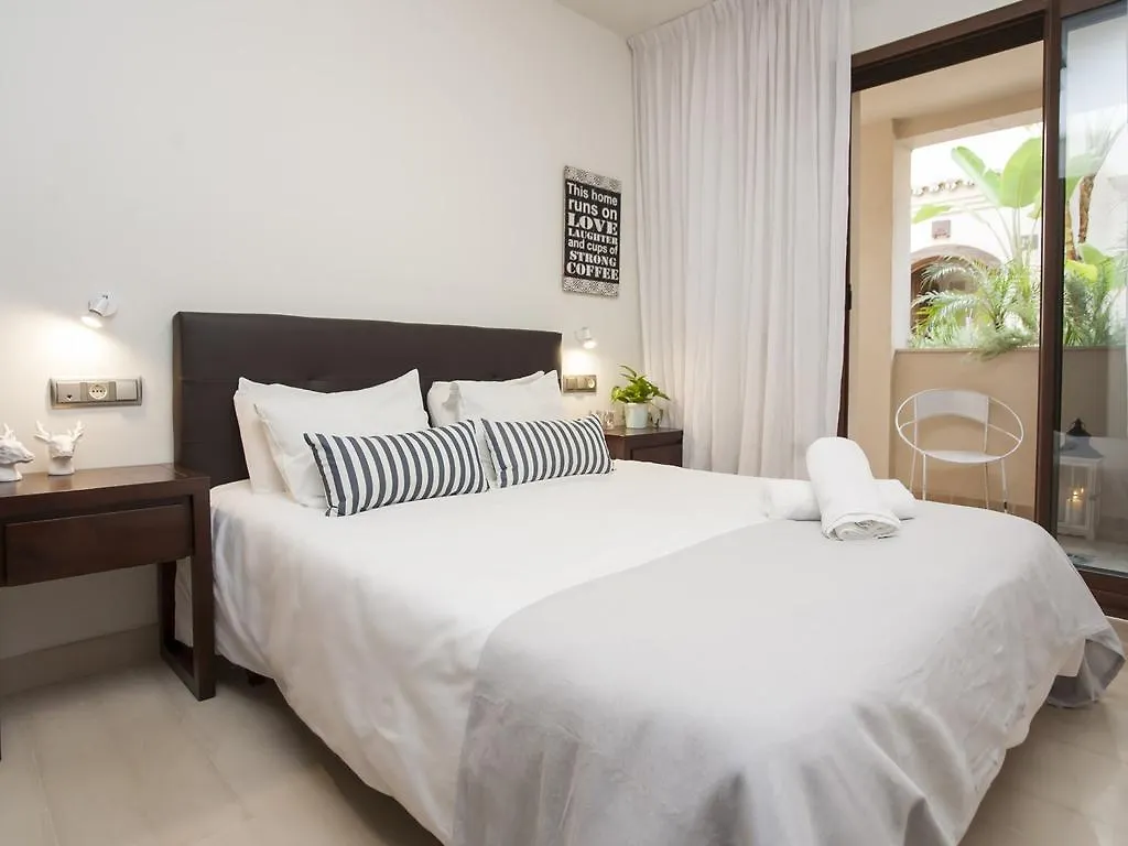 Marbella Getaway!! Apartment 0*,